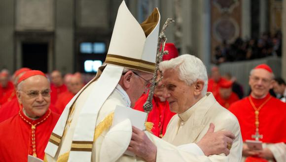 Francisco nombró a 19 cardenales en presencia de Benedicto XVI