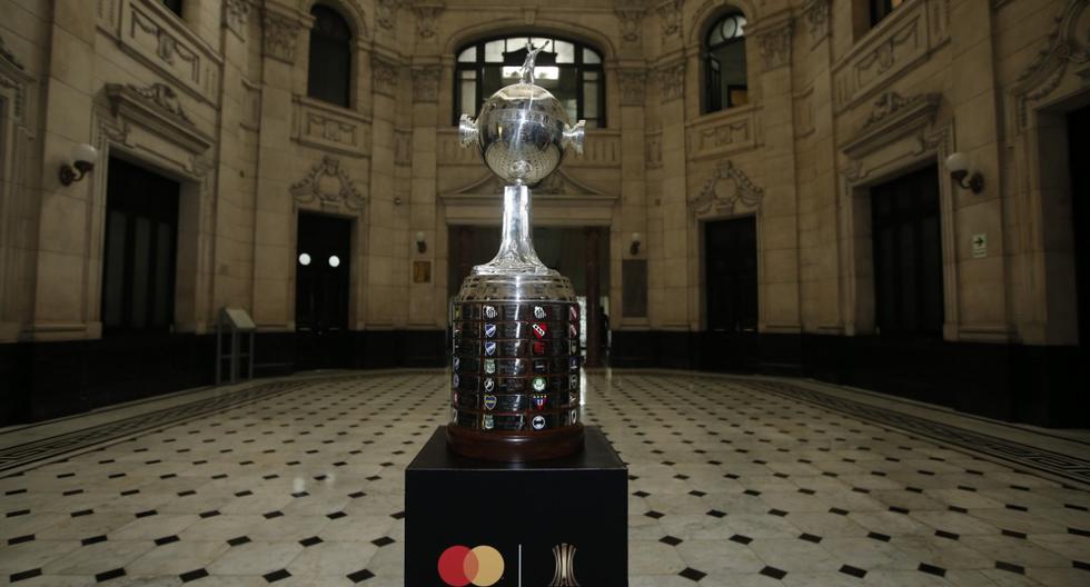 Copa Libertadores La Historia Del Trofeo Que Se Mira Y No Se Toca 