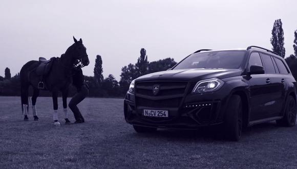 YouTube: Mercedes GL frente a un caballo