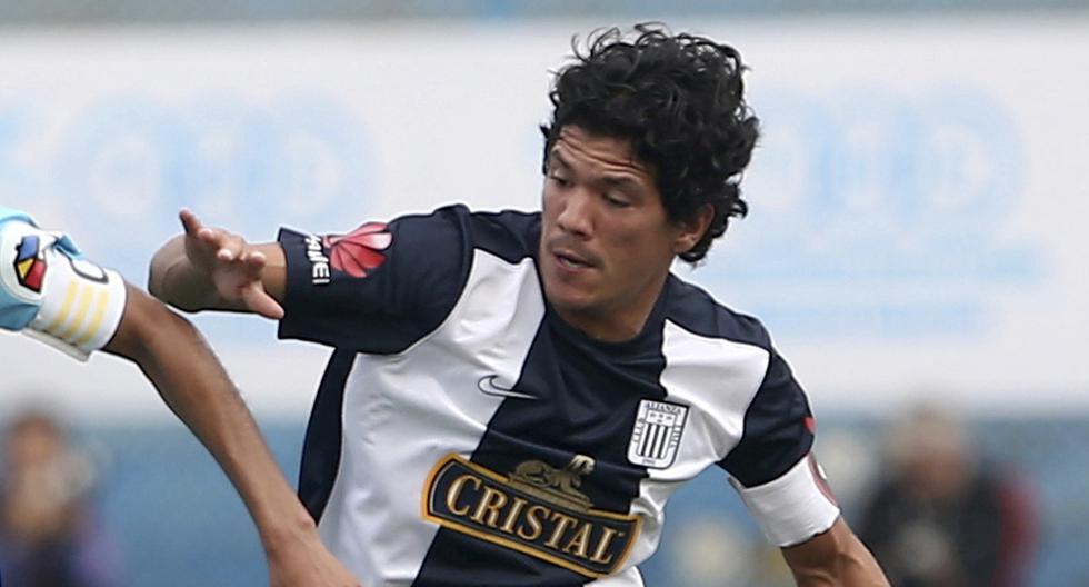 Óscar Vílchez espera salir campeón con la camiseta de Alianza Lima a final de año. (Foto: Getty Images)