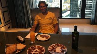 Rafael Nadal y un suculento desayuno antes del Australian Open