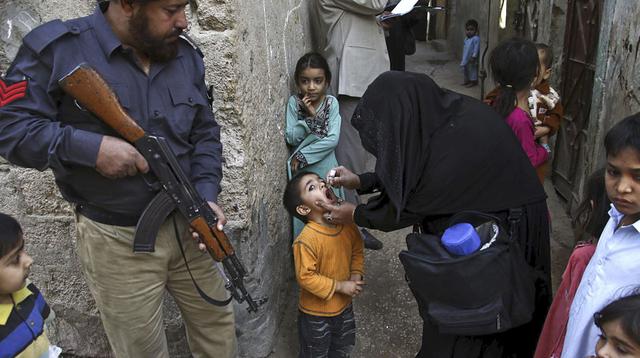 Pakistán sufre el peor atentado en vacunación contra la polio - 3