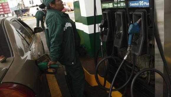 Los precios de los combustibles varían día a día. Conoce aquí dónde hallar las tarifas más bajas en los grifos de la capital. (Foto: GEC)