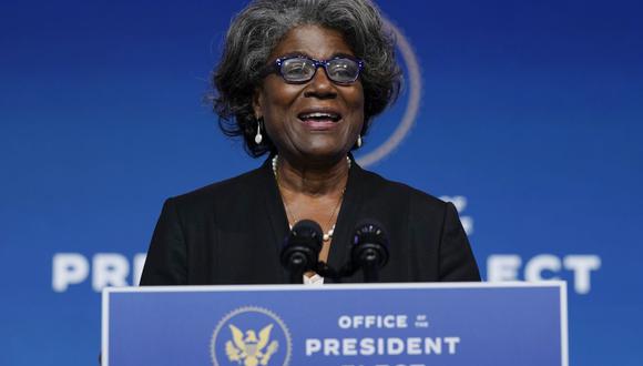 Linda Thomas-Greenfield, la embajadora nominada por Joe Biden para ser la representante de Estados Unidos ante la ONU, habla durante su presentación en Wilmington, Delaware. (AP Photo / Carolyn Kaster).