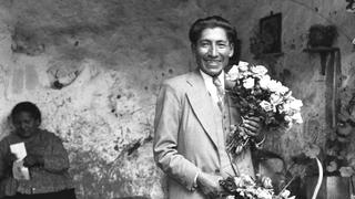 Flores para Martín Chambi: la larga y dura lucha por preservar la obra del maestro de la fotografía peruana