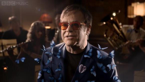 YouTube: Elton John y One Direction cantan “God Only Knows”