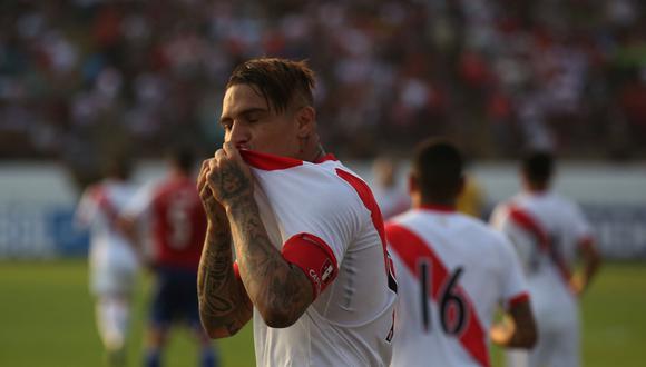 Paolo Guerrero será el capitán de Perú en el Mundial. Decir ambas cosas en una sola oración es la gran noticia. (Foto: Reuters)