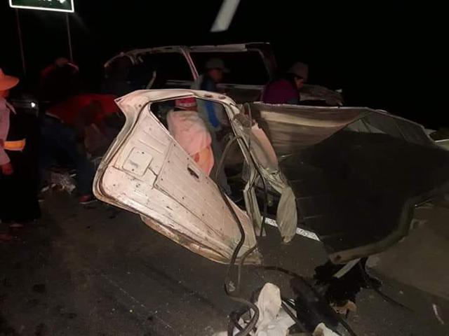 Puno: choque de bus y combi deja al menos 15 muertos en carretera Ilo - Desaguadero