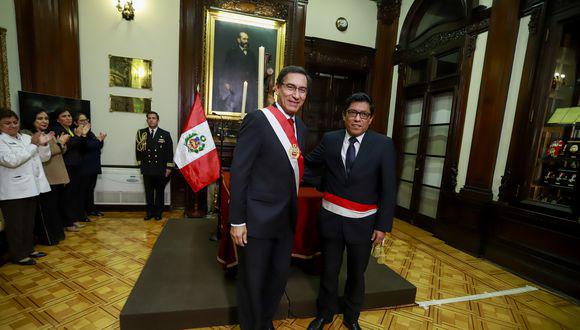 “Vizcarra ha nombrado como embajador en la OEA a Vicente Zeballos –el que se prestó a justificar el cierre del Congreso– como premio a su servilismo e ineptitud”. (Foto: Presidencia).