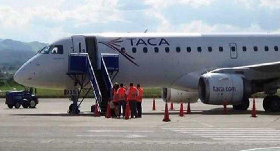 Debido a problemas cardíacos de dos pasajeros que viajaban de Lima a Bogotá, el avión Boeing 737 de Taca aterrizó de emergencia en el aeropuerto de Tarapoto. (Foto: Andina)