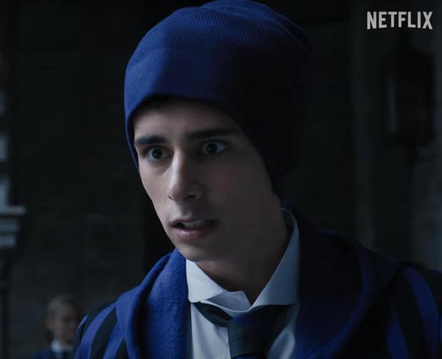 Georgie Farmer como Ajax Petropolus en "miércoles" (Foto: Netflix)