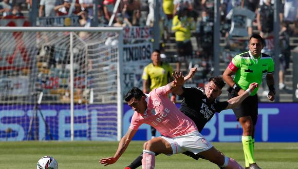 Colo Colo derrotó 2-1 a Universidad Católica en el último minuto por una nueva jornada del fútbol chileno.