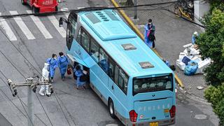 China registra 51 muertos por coronavirus en Shanghái en un día y 2.680 casos nuevos