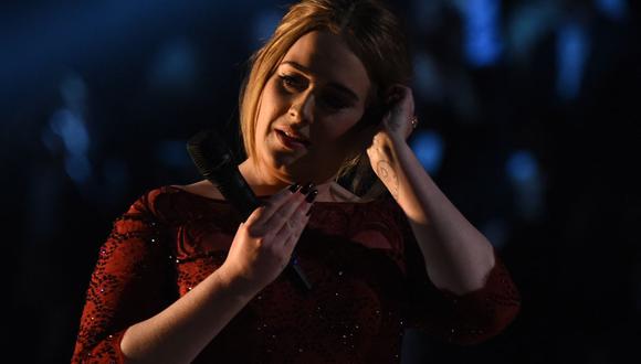 La cantante Adele se disculpó por tener que postergar su gira en Las Vegas solo un día antes de que estuviera programada a comenzar. (Foto: AFP /ROBYN BECK)