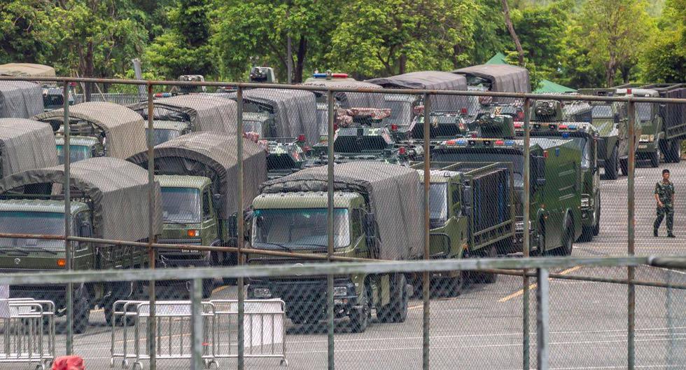 Estas declaraciones se publican el mismo día en el que han sido fotografiados decenas de vehículos militares chinos en la ciudad de Shenzhen, limítrofe con Hong Kong. (Foto: EFE)