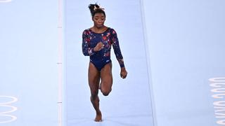 Simone Biles: “Siento que a veces tengo el peso del mundo sobre mis hombros” 