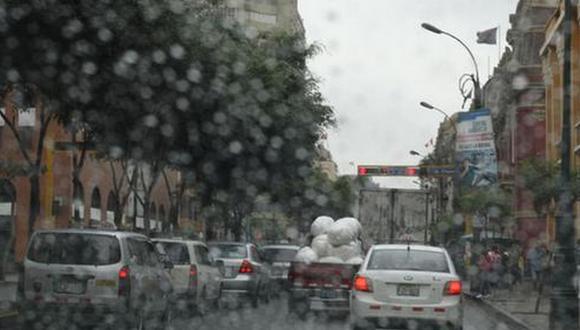 Llovizna cae en distritos de Lima en plena estación de verano. (Foto: Andina/referencial)