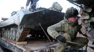 Tropas rusas llegan a Bielorrusia para realizar maniobras de “preparación al combate”