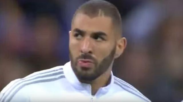 Karim Benzema: polémica por su escupitajo tras la Marsellesa - 1