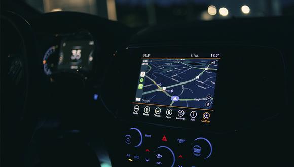 Los sensores son el mayor riesgo en un auto conectado y autónomo. Hackers pueden vulnerar el sistema. (Foto: pexels.com)
