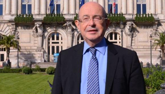 Francia: Senador se suicida antes de ir a juicio por corrupción