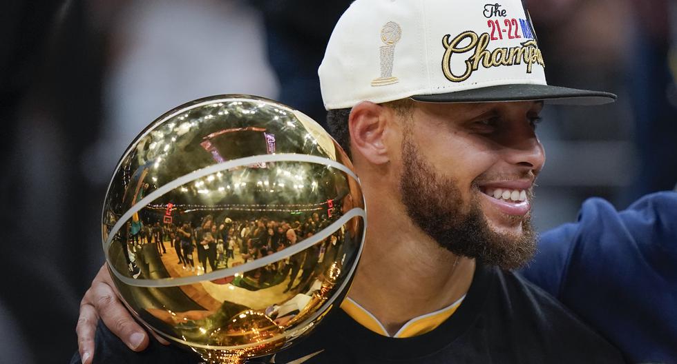 Stephen Curry cumplió con su promesa: volvió a dominar la NBA en una temporada histórica