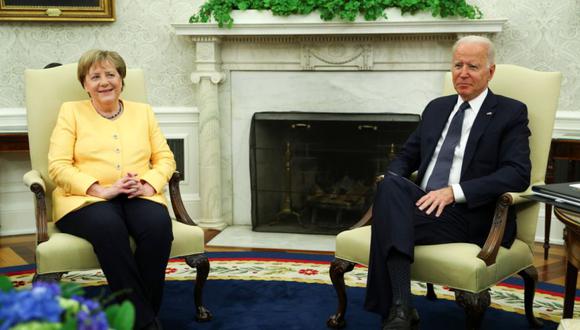 El presidente de Estados Unidos, Joe Biden, sostiene una reunión bilateral con la canciller alemana, Angela Merkel, en la Oficina Oval de la Casa Blanca en Washington, Estados Unidos. (Foto: REUTERS / Tom Brenner m Brenner).