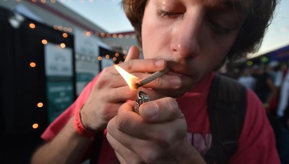 Oregon ya es pionero en leyes relativas a la posesión de drogas, ya que en 1973 se convirtió en el primer territorio de Estados Unidos en legalizar el uso recreacional de la marihuana. (Foto: Josh Edelson / AFP)