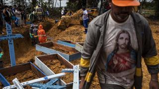 Manaos, la ciudad azotada por el coronavirus que cava fosas comunes y reclama ayuda
