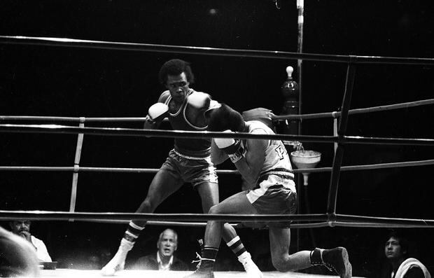 Mexico, October 23, 1975. Intense moment of the fight between Leonard and Cobeñas.  The Peruvian showed pride, but the American's speed and technique were superior.  (Photo: Jorge Chávez/ GEC Historical Archive)  