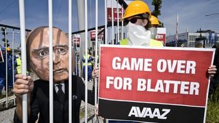 FIFA: protestas contra Blatter fuera de congreso en Suiza