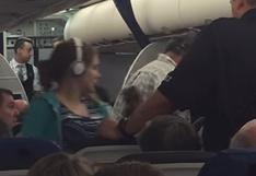 EEUU: Indignación por piloto que expulsó de avión a niña autista