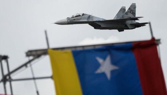 Rusia le ha vendido aviones de combate a Venezuela.