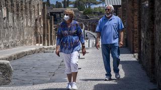 “Esperamos pacientemente”: la pareja de EE.UU. que pasó 75 días en cuarentena para visitar Pompeya