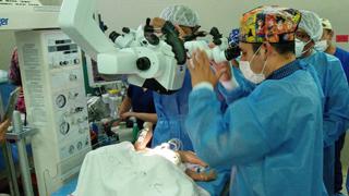 Arequipa: veinticinco profesionales de la salud vienen  realizando operación para separar a siameses unidos por la cadera | VIDEO