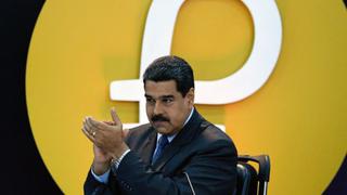 Maduro ordena que varias operaciones se hagan con criptomoneda "petro"