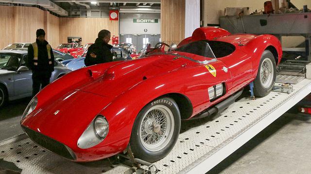 Messi y las fotos del espectacular Ferrari que habría comprado - 2