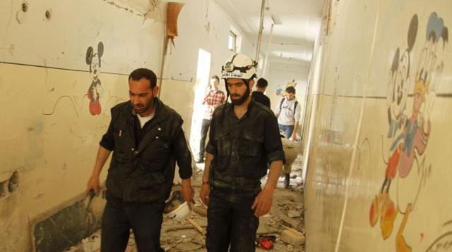 Siria: bombardeo contra escuela dejó al menos 10 niños muertos - 1