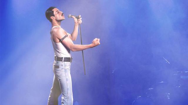 Una crónica de los años que llevaron hasta la legendaria presentación de Queen en el concierto de 1985 conocido como Live Aid. 'Bohemian Rhapsody, la historia de Freddie Mercury' ya está en los cines de todo el mundo, con Rami Malek como el mítico músico británico, uno de los más famosos de todos los tiempos (Foto: 20th Century Fox)