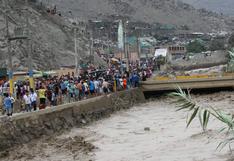 Lima: suspenden clases escolares hasta el lunes por desborde de ríos