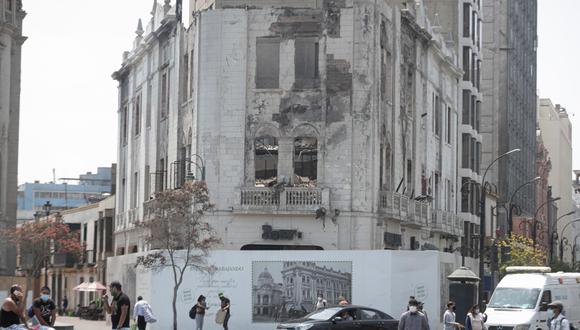 Este inmueble fue construido en 1912 por los arquitectos italianos Raymundo y Guido Masperi. El la actualidad luce así. (Foto: Renzo Salazar / GEC)