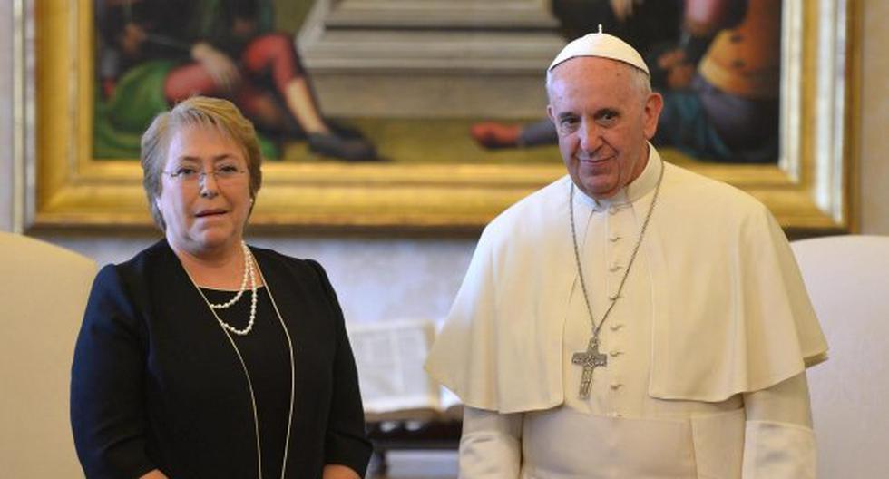 El papa habló durante 47 minutos con la presidenta chilena, Michelle Bachelet. (Foto: EFE)
