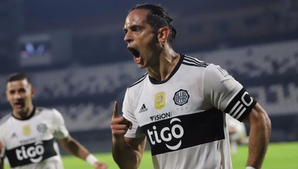 Olimpia, con gol de Roque Santa Cruz, venció a Libertad por la Primera División de Paraguay