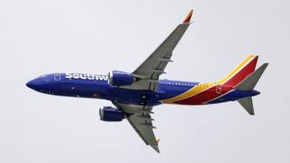 Un Boeing 737 MAX sin pasajeros hace aterrizaje de emergencia en Orlando