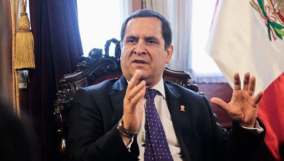 Luis Iberico: “El presidente Humala debe sentirse tranquilo”