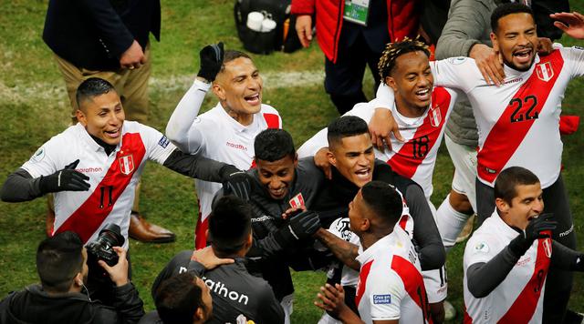 Perú vs. Chile. (Foto: AFP)