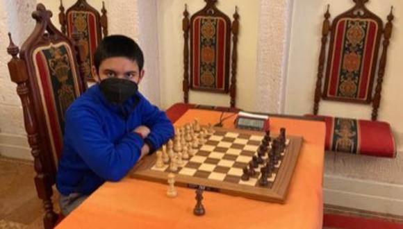 Abhimanyu Mishra, el nuevo niño prodigio del ajedrez. (Foto: Twitter)