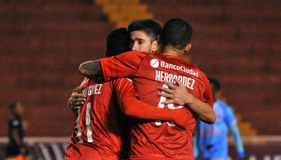 Independiente impuso su jerarquía frente al Binacional para no dejarse sorprender y certificar su clasificación para la segunda fase de la Copa Sudamericana 2019 con un triunfo por 2-1. (Foto: AFP)