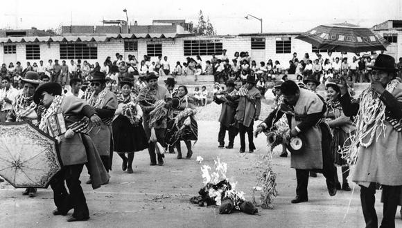 La década del 80 fue importante para estas fiestas, pues la migración provinciana ya se sentía en la capital. (Foto: Archivo histórico El Comercio)