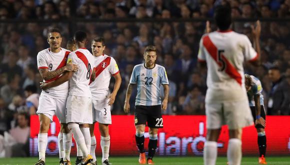 Perú rescató un valioso empate en su última visita a Argentina en 2017 | Foto: EFE